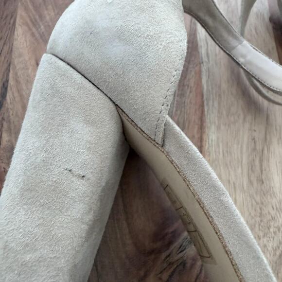 Aldo Shoes Womens Size 10 Block Heel Sandal Beige Suede Ankle Strap Dressy - Picture 8 of 13